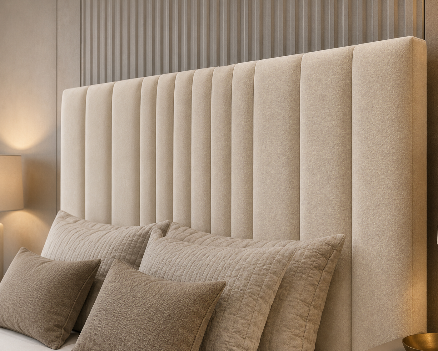 The Cambridge Panello Luxury Bed