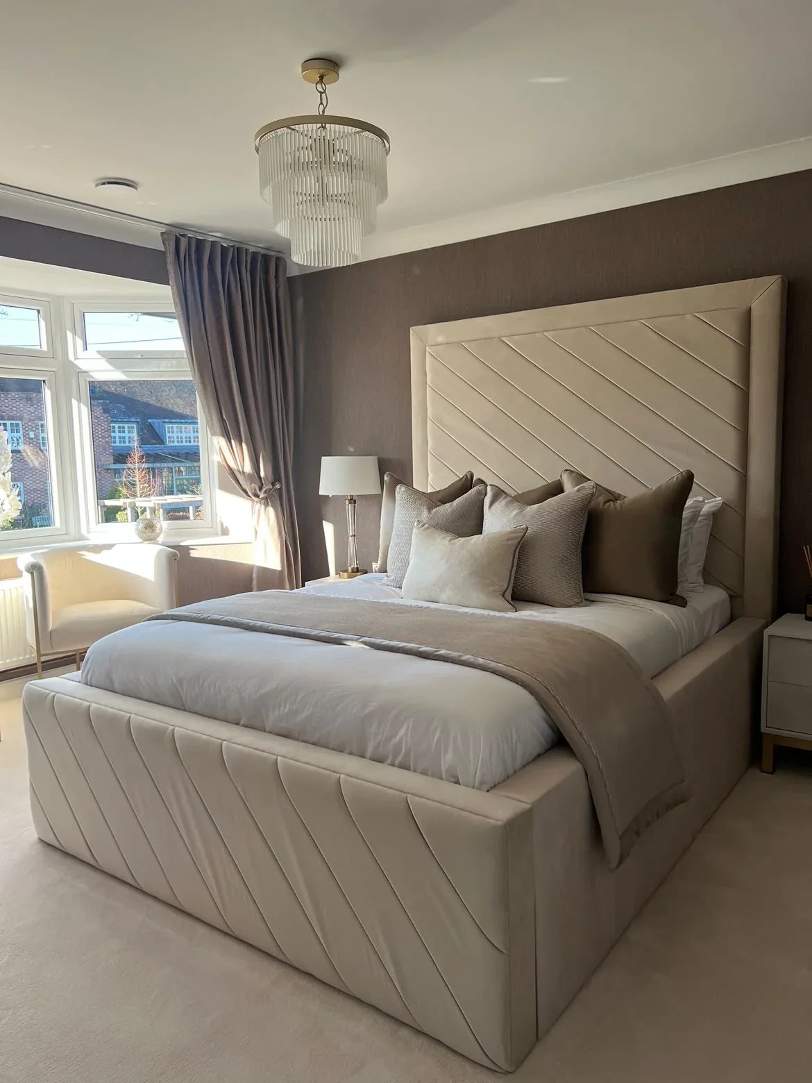 Buckingham Ottoman Storage Luxury Bed