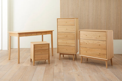 Wright Oak 3 Drawer Bedside Table