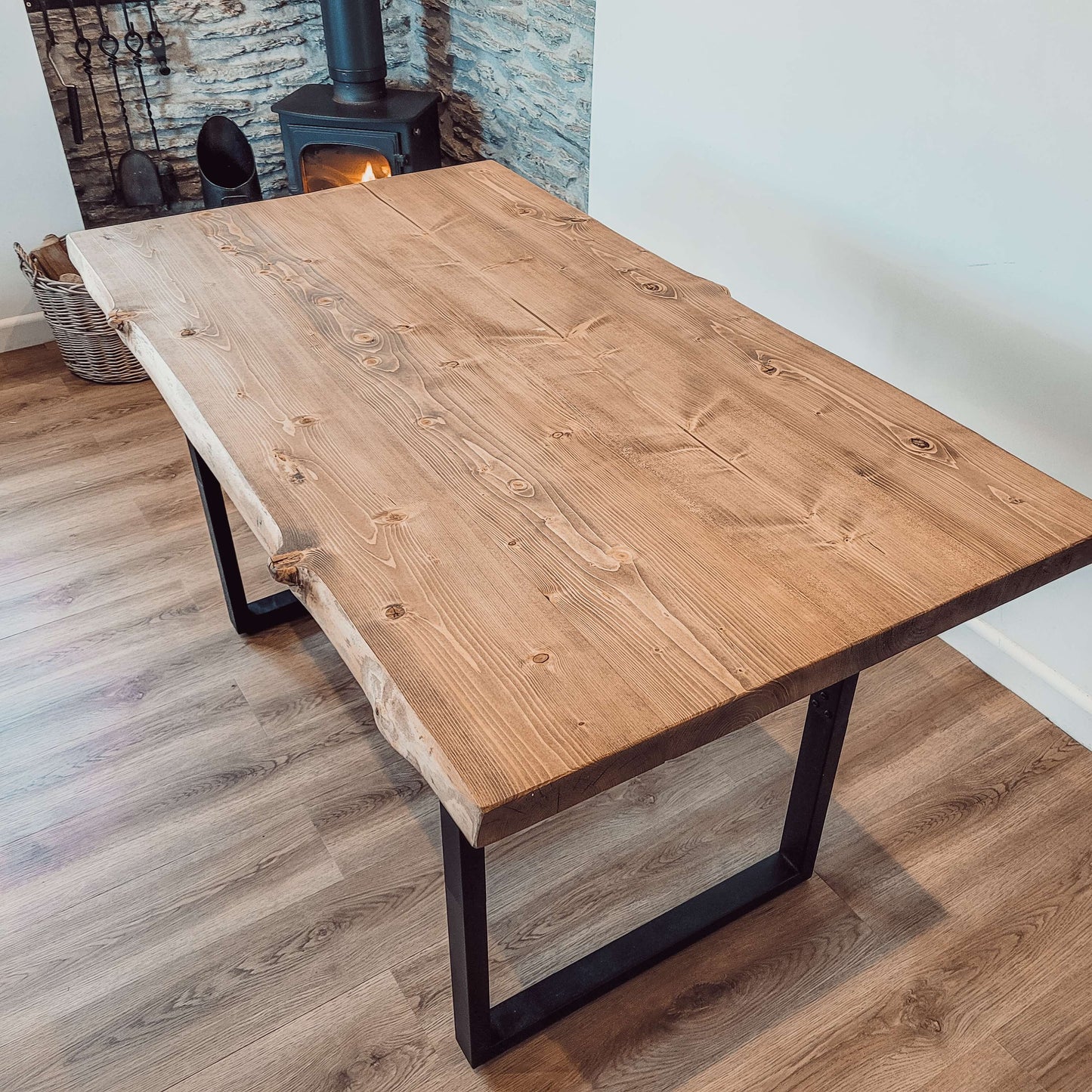 Live / Waney Edge Dining Table With 4 Types of Metal Legs